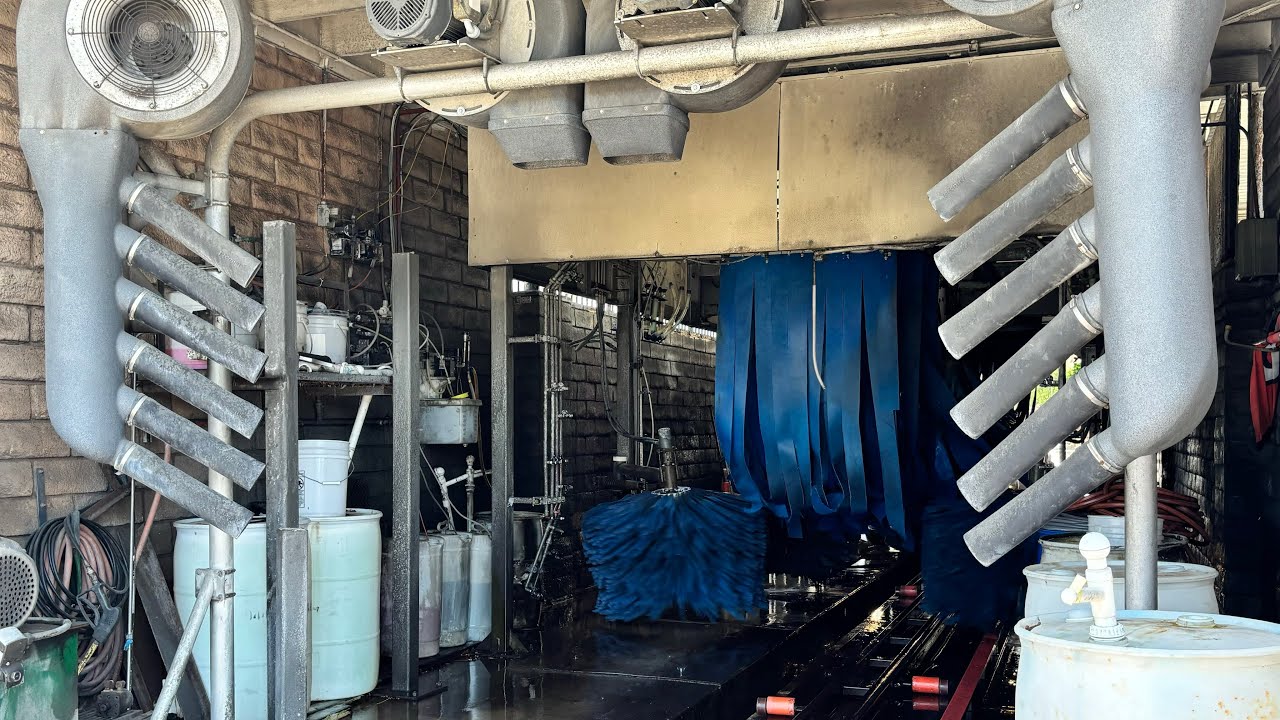 Marv’s Car Wash - ‘70s Hanna Equipment