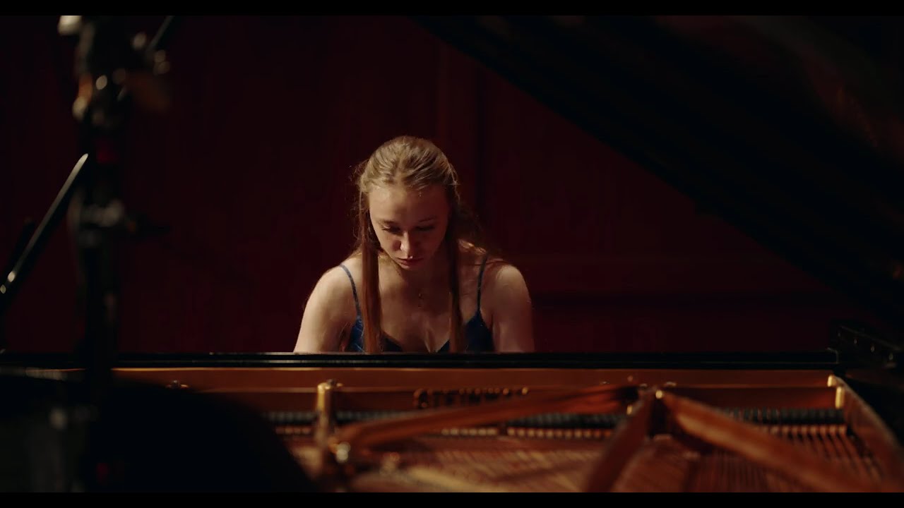 Alexandra Burch- Scarlatti Sonata in D minor, K. 1
