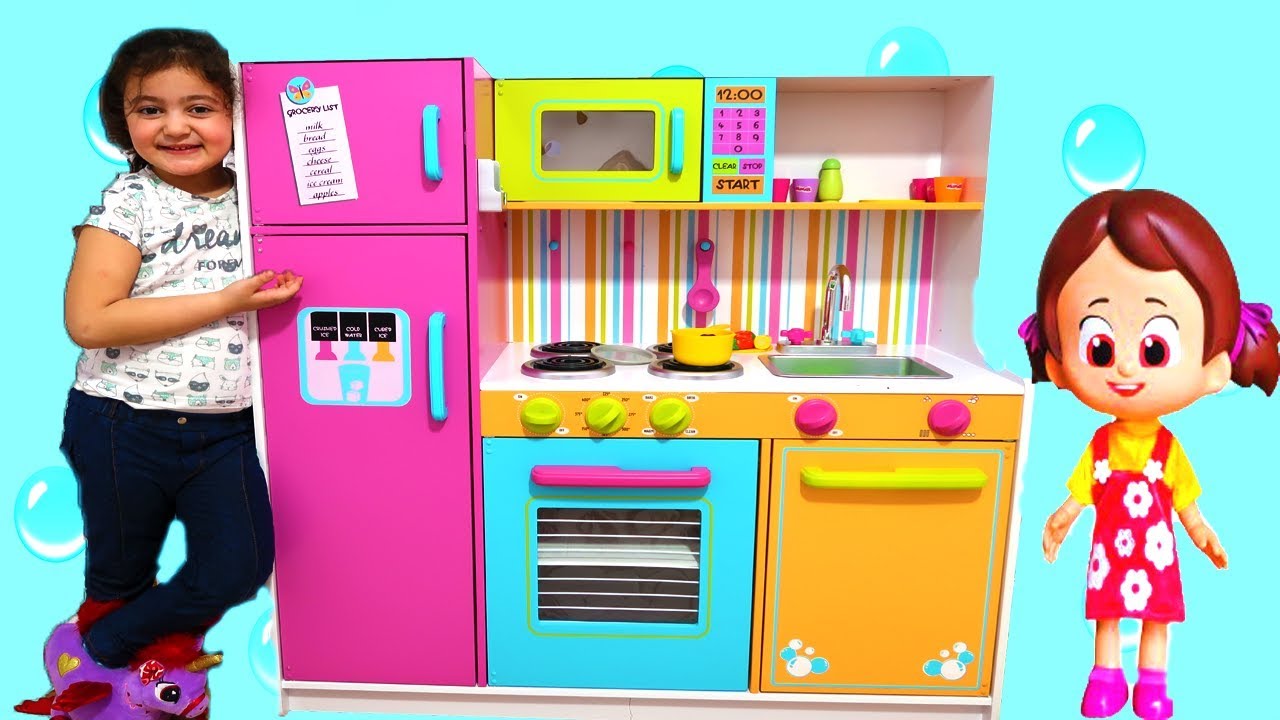 NİLOYA VE ELİF &Ouml;YK&Uuml;'N&Uuml;N DEVASA MUTFAĞI - Kidkraft Kids Toy Kitchen - playtime