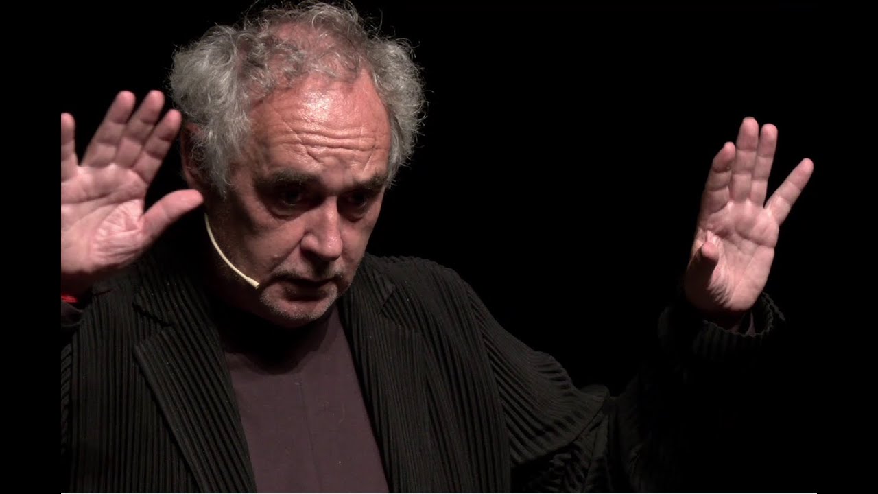 Conferencia de Ferran Adrià en Trui Teatre. Evento completo