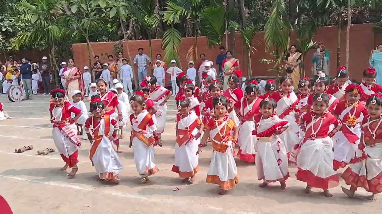 মিস্টির প্রথম নাচের প্রোগ্রাম 🧿🥰