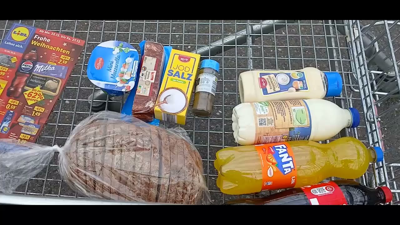 Готовимся к праздникам-закупка в 5 магазинах, уборка квартиры и опять по врачам)))