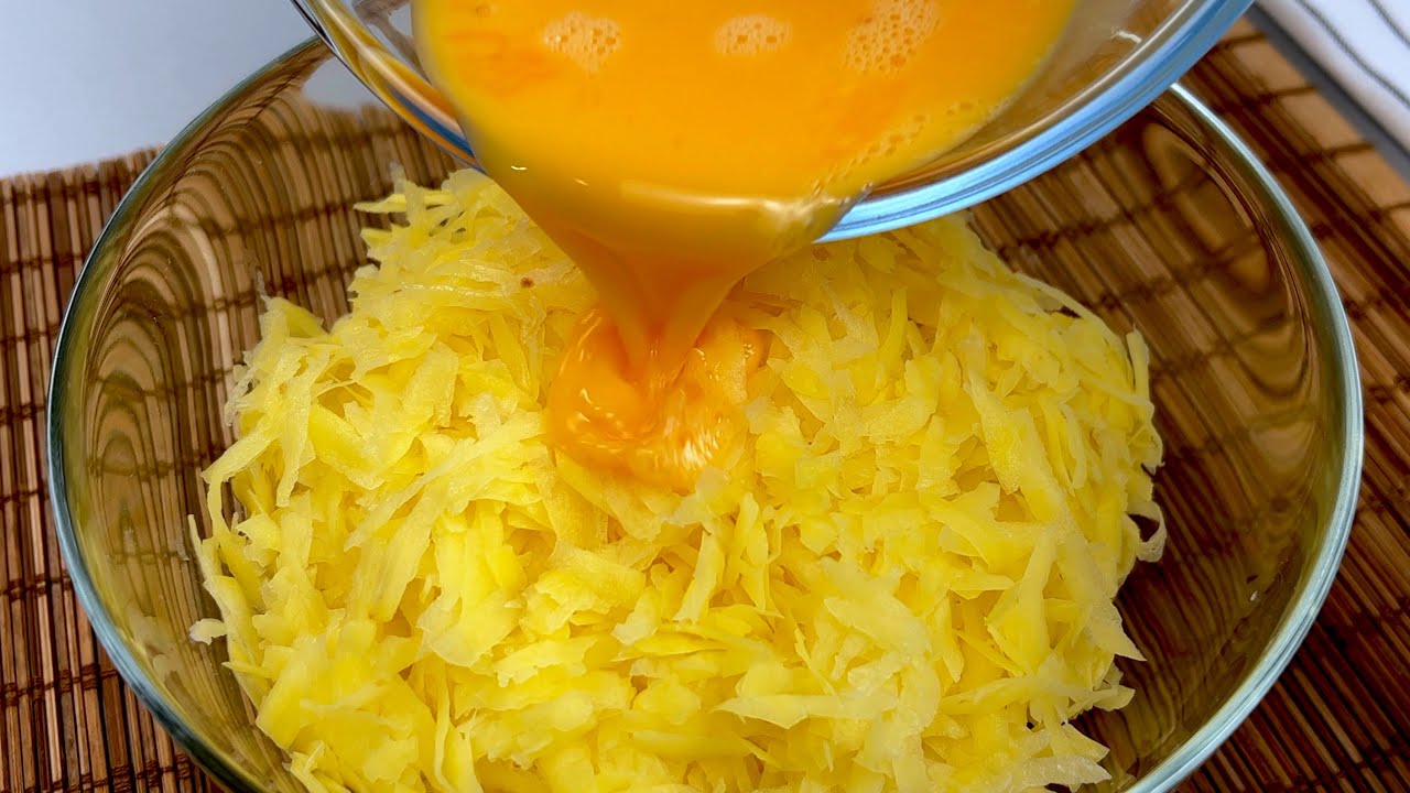 Gießen Sie einfach die Eier auf die Kartoffeln! Das Ergebnis ist umwerfend und lecker! ❗️