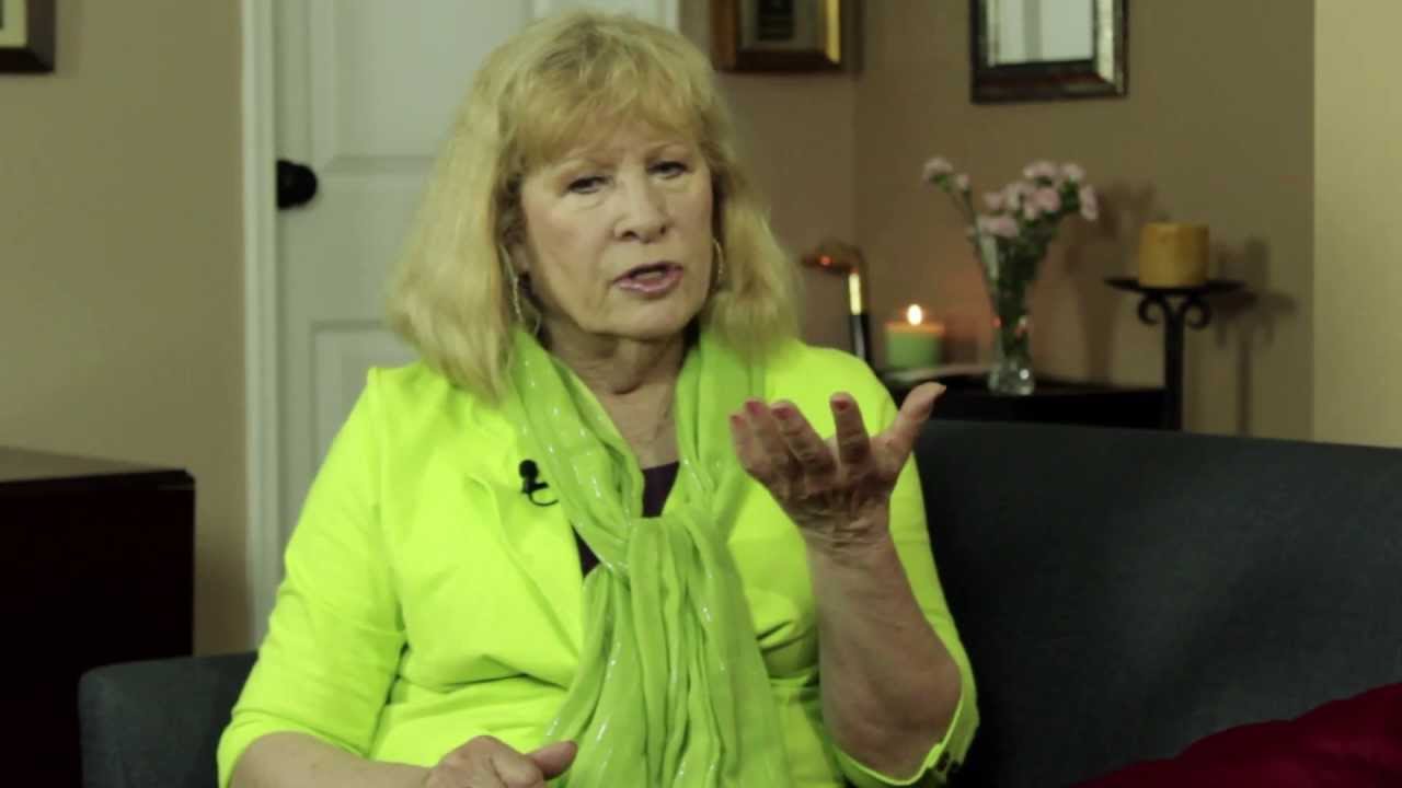 ...@Nelson's! - Episode 4 - Christina Crawford