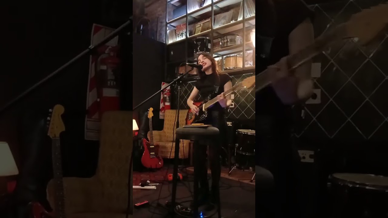 Mora Riel. Full Show Velazco Disquer&iacute;a Bar 19 04 2025 parte 7