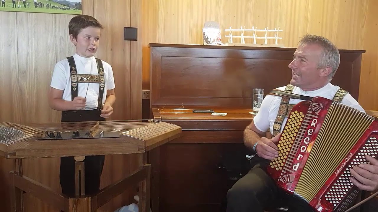Tüüfnergruess-Blues Emil Koller, Familienkapelle Tüüfner Gruess
