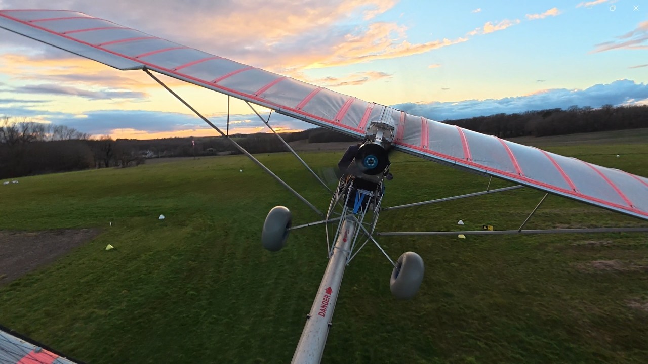 Elec ultralight Minifox or the Giant feeling flight ! @FlyingOhm @eprops