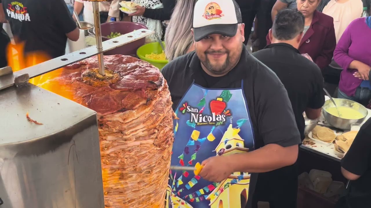 Feria del taco San Nicolás Buenos Aires ( La cumbia de los Taqueros)