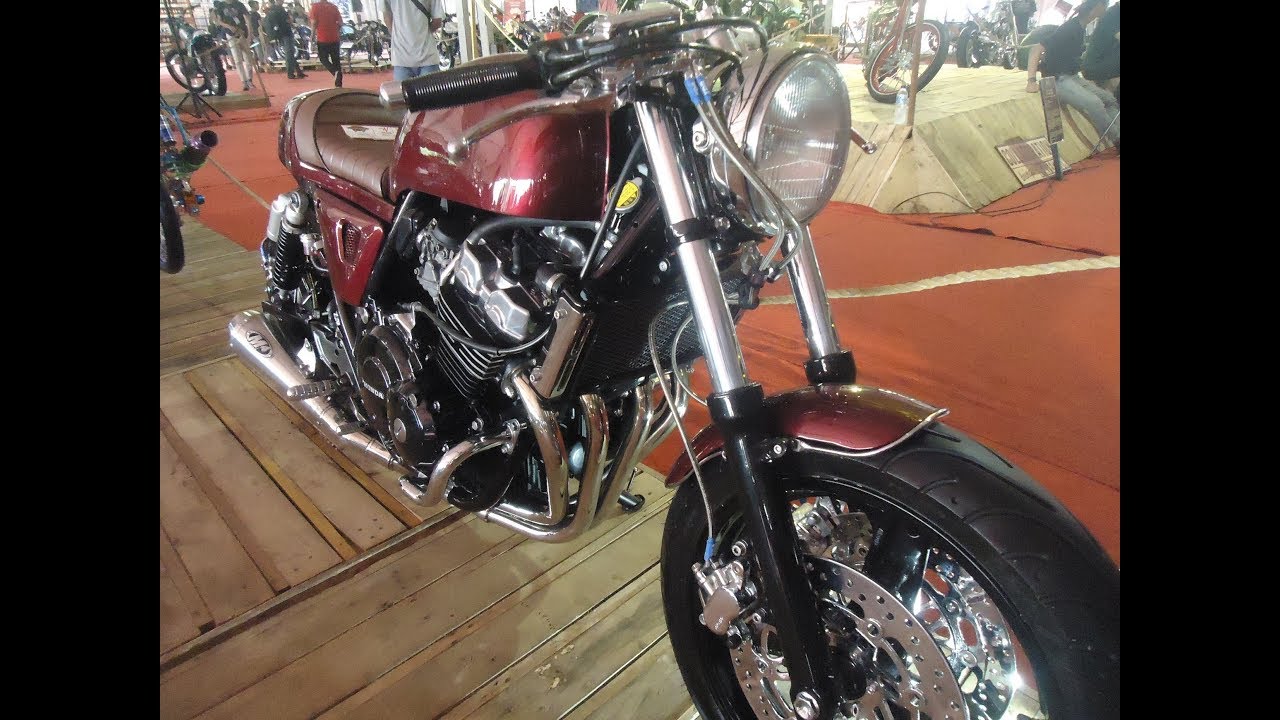 Honda CB 400 Four Custom Cafe Racer Sport Classic