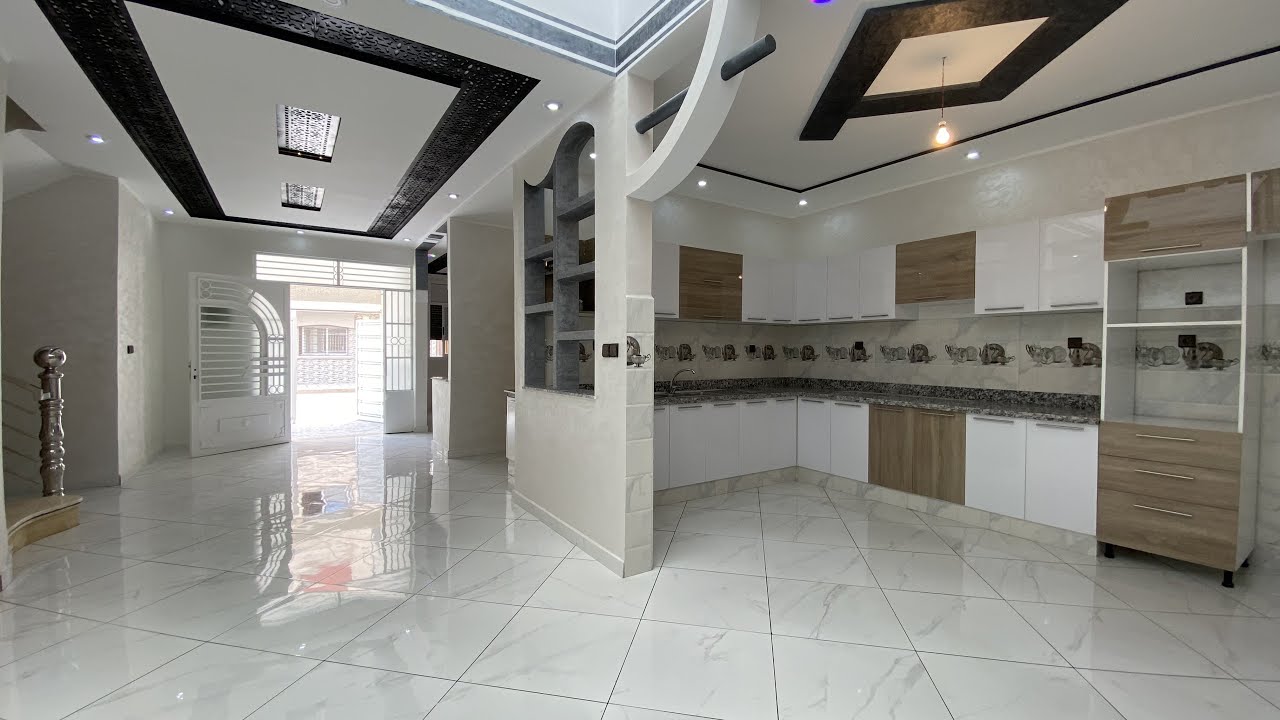 اجي تشوف هدا الميني فيلا 😍👌المساحة ديالها 115م ❤️والموقع ممتاز💯والثمن ديالها قابل للتفاوض🤩