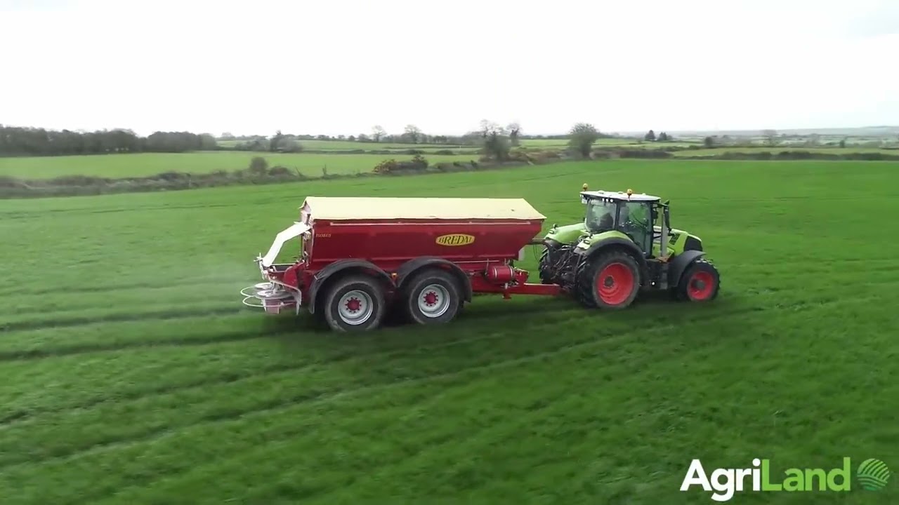 AgriLand checks out this spreading rig, which belongs to Declan Gilligan Agri