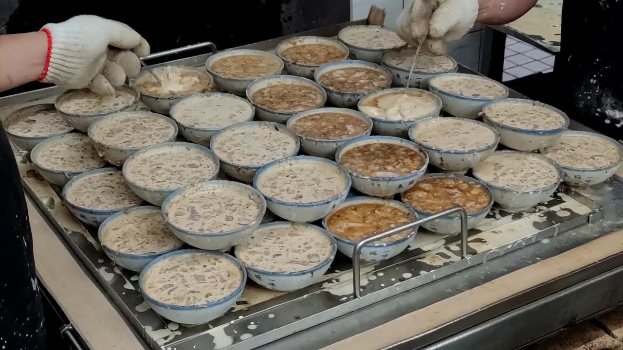 Пикантный рисовый пудинг в миске-тайваньская уличная еда