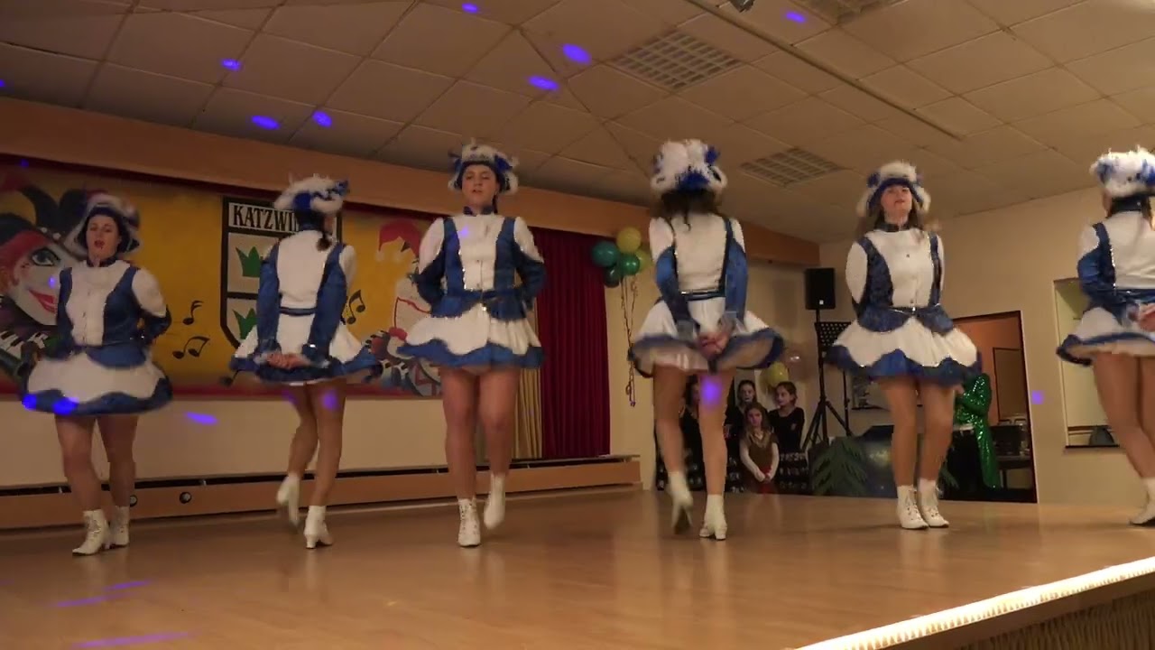 Blaue Funken Katzwinkel