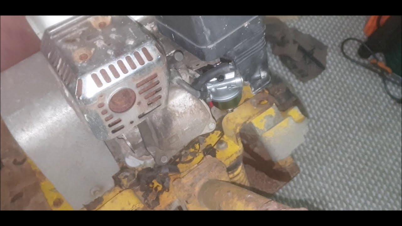 How to fit a carburetor on a wacker plate