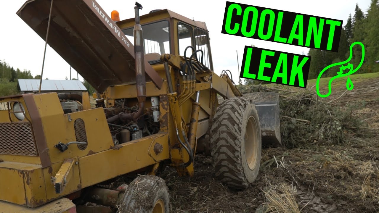 VALTRA loaders engine stalled into the field