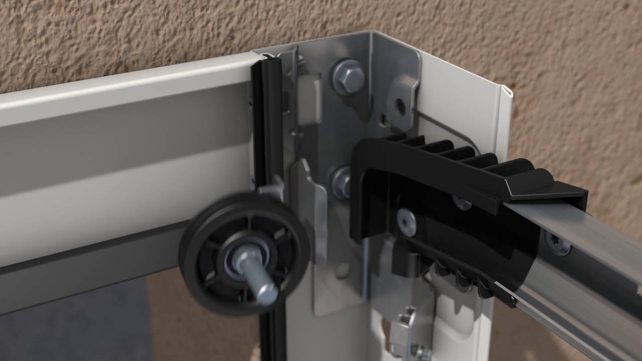 Montageanimation Garagen-Sectionaltor LPU