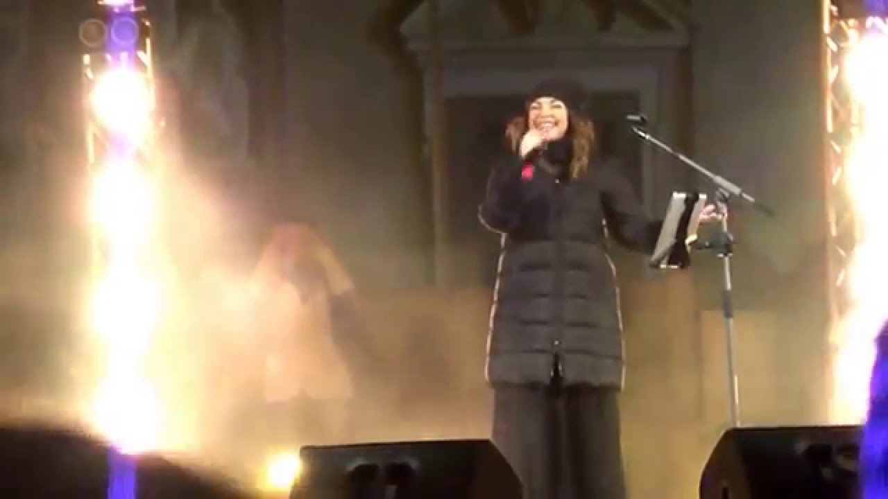 Genova 2 Gennaio 2016 Cristina D' Avena in piazza Matteotti