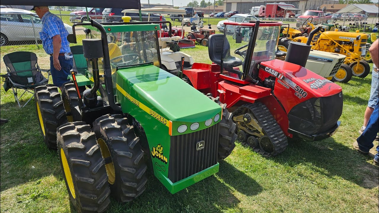 Custom John Deere And Case IH Quadtrac Garden Tractors!