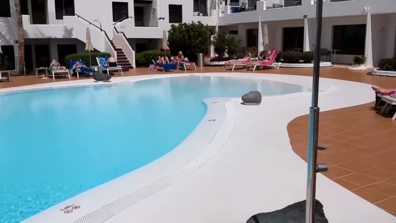 R2 Bania Kontiki Beach Apartments Lanzarote May 2022