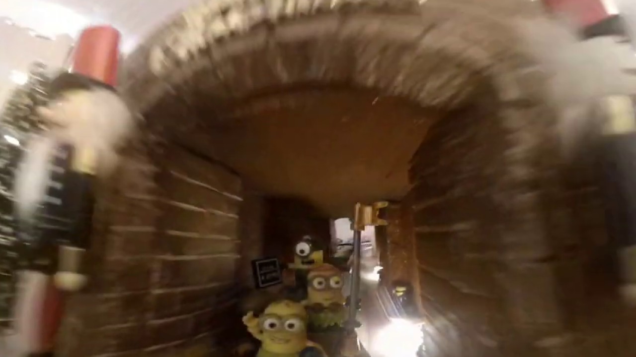 360 VR Train Ride in Christmas Village 2018