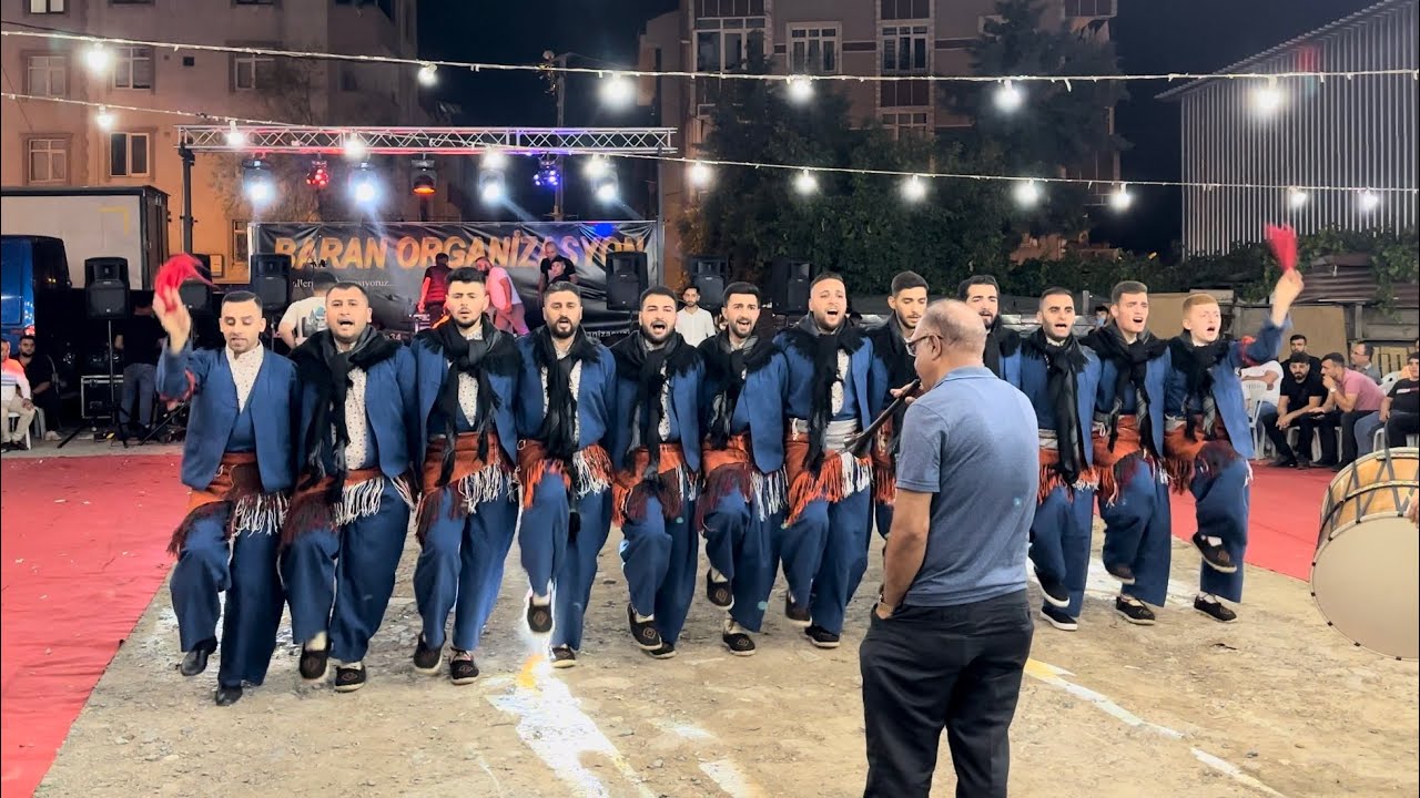 Bitlis Ünaldı ( Yako ) Köyü Folklör Ekibi