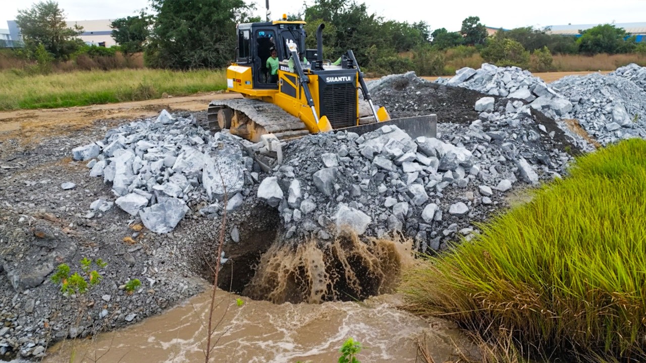 OMG Nicely Landfill with Dump Trucks Task Using Shantui DH17C3 Dozer Push Stone into Flood Block