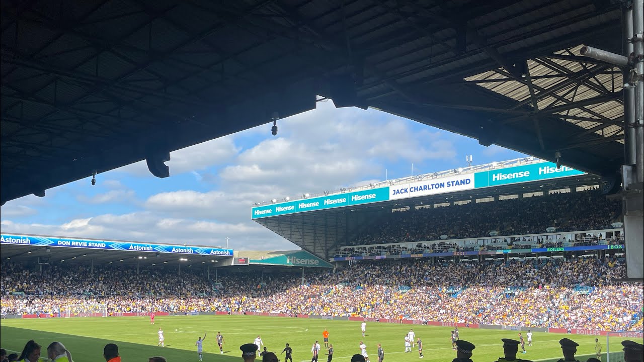 LEEDS UNITED 0-1 BURNLEY | Burnley fans and players celebrate after a MASSIVE win at Elland Road