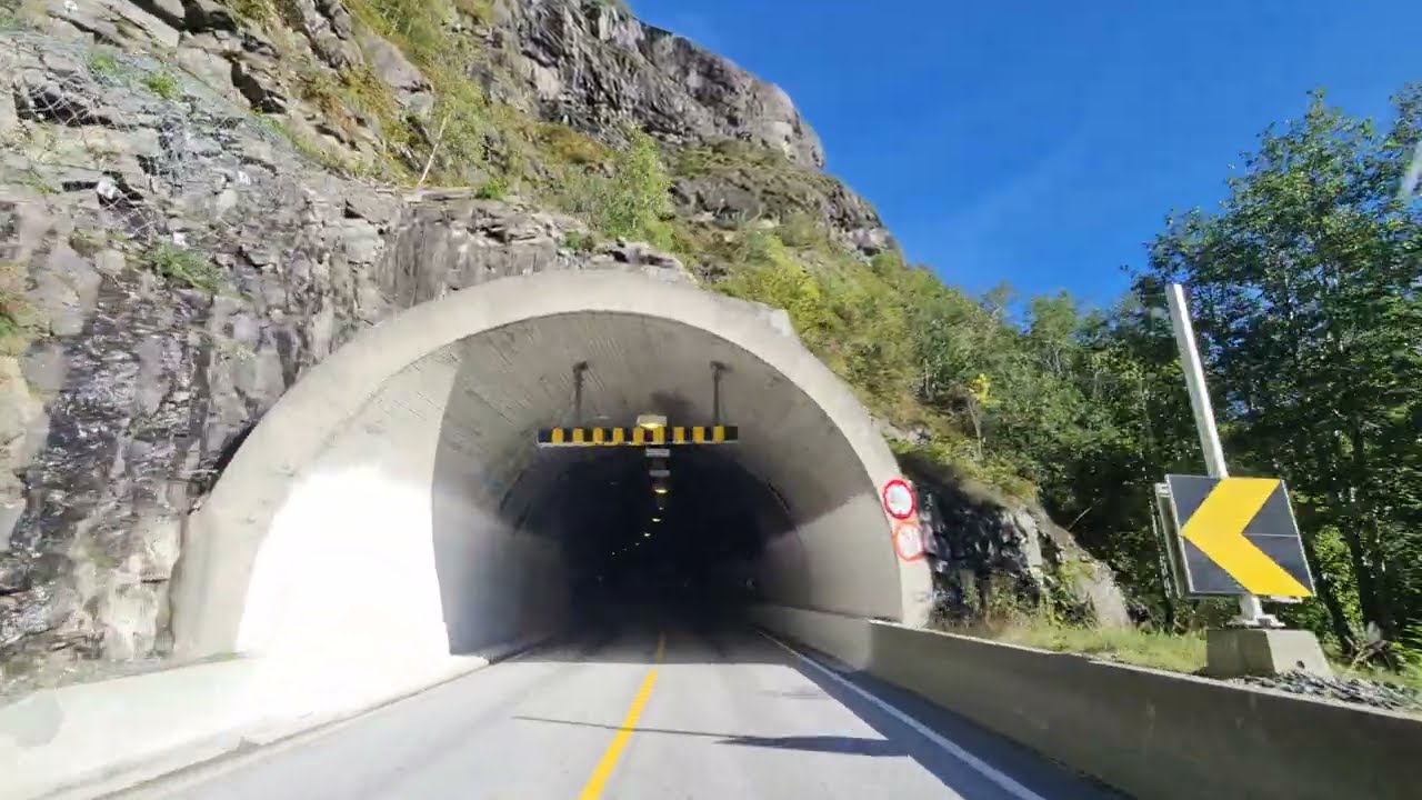 Norway by Bus.   Flåm to Voss [4K]