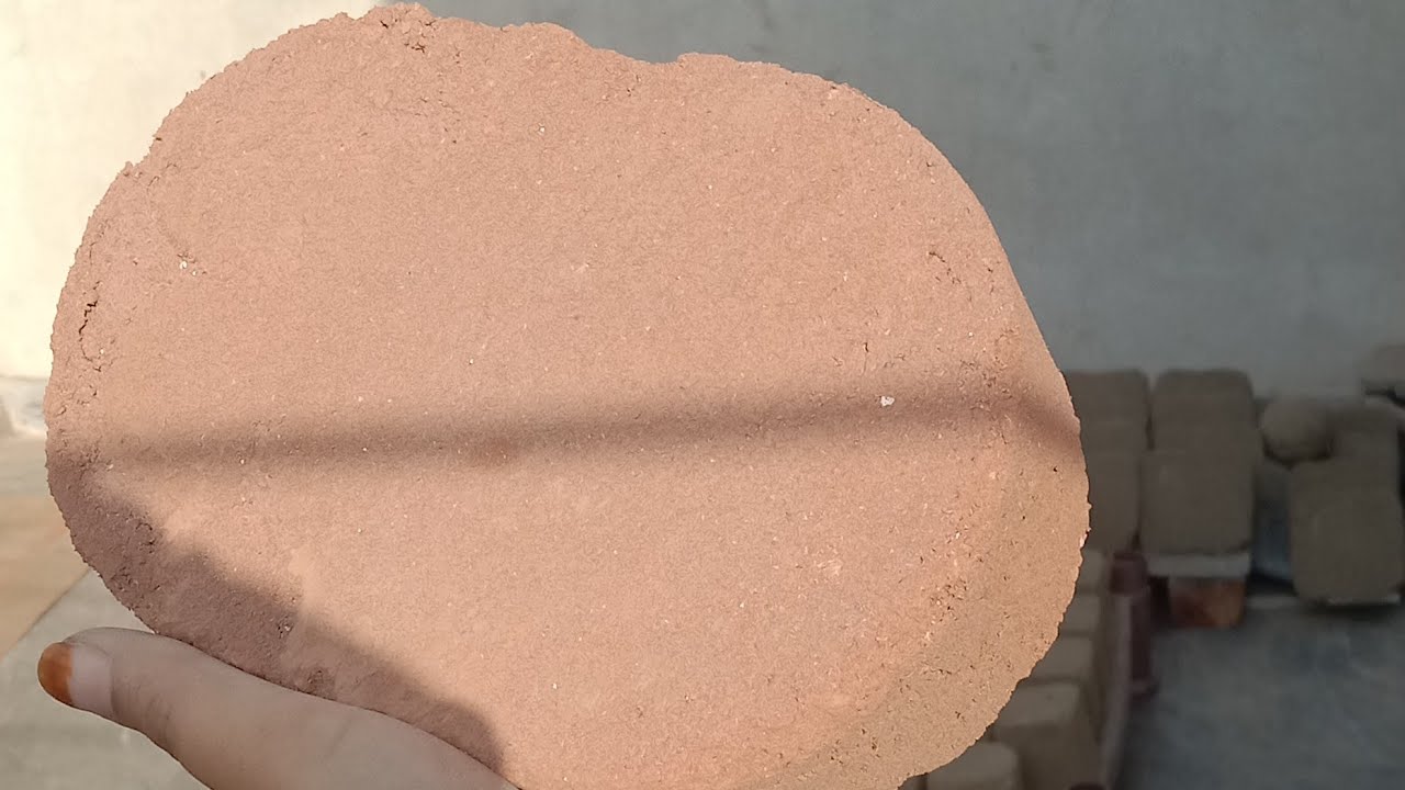 🆕 video gritty Red 🍒 dirt water crumbling 🤤 soft dusty texture 10 March 2026