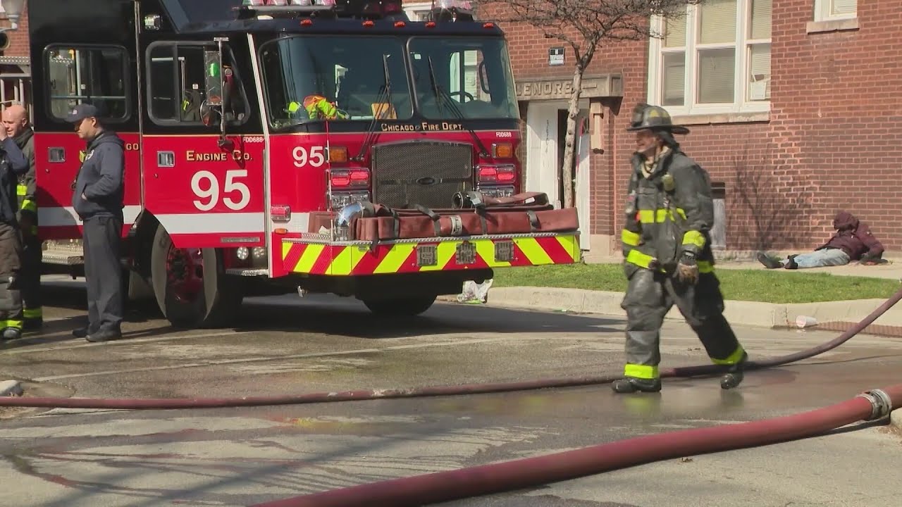 Chicago firefighters secure tentative contract with city after nearly 4-year wait - WGN News at 9