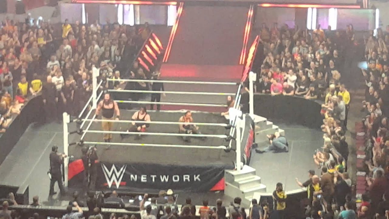 Undertaker and Kane return to Raw in Manchester