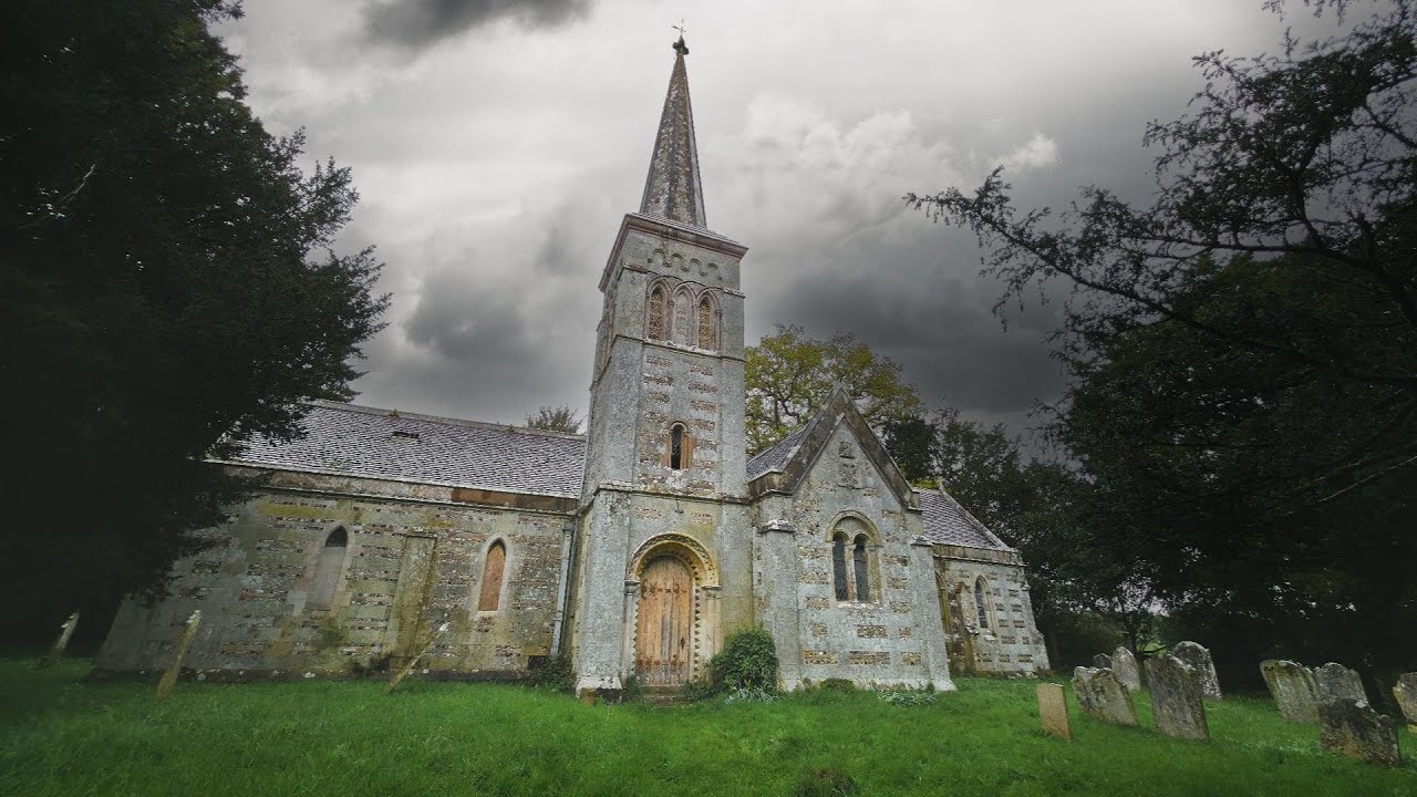 ABANDONED CHURCH THAT HAS EVERYTHING LEFT BEHIND!