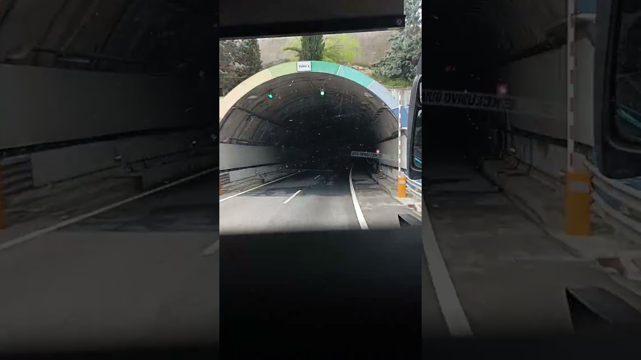 Timelapase desde la estación de autobuses del aeropuerto de Madrid Barajas T-4 a la Avda de América