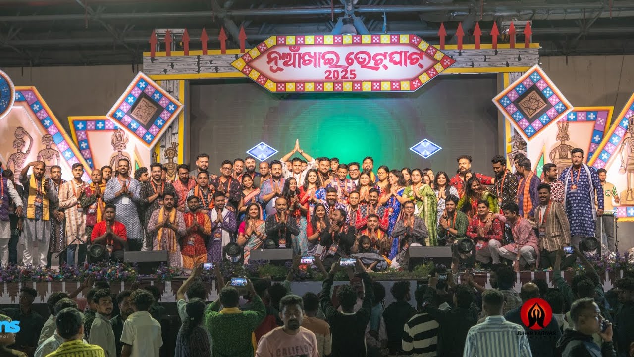 Thrilling Dance On Sugyani Song At Nuakhai Bhetghat 2025💃💃 &lrm;@sasmitasocio