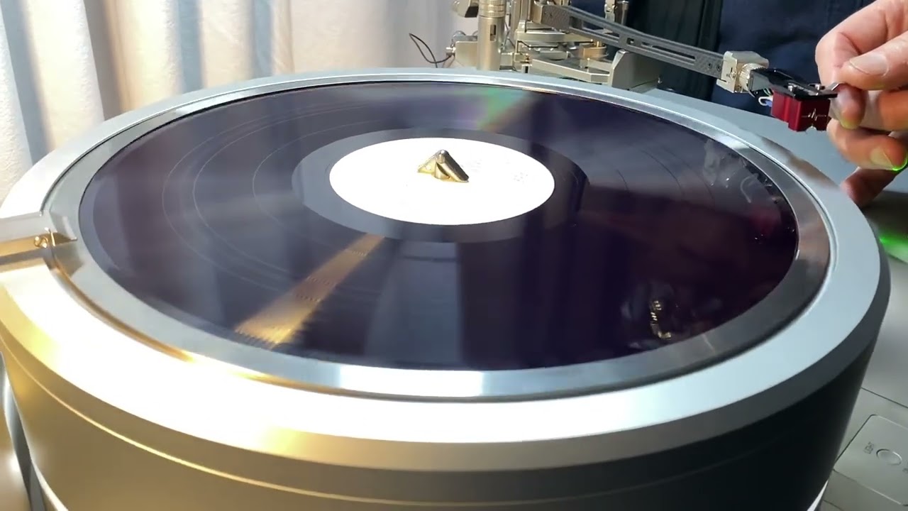 Klaudio Magnezar Turntable M.A LP
