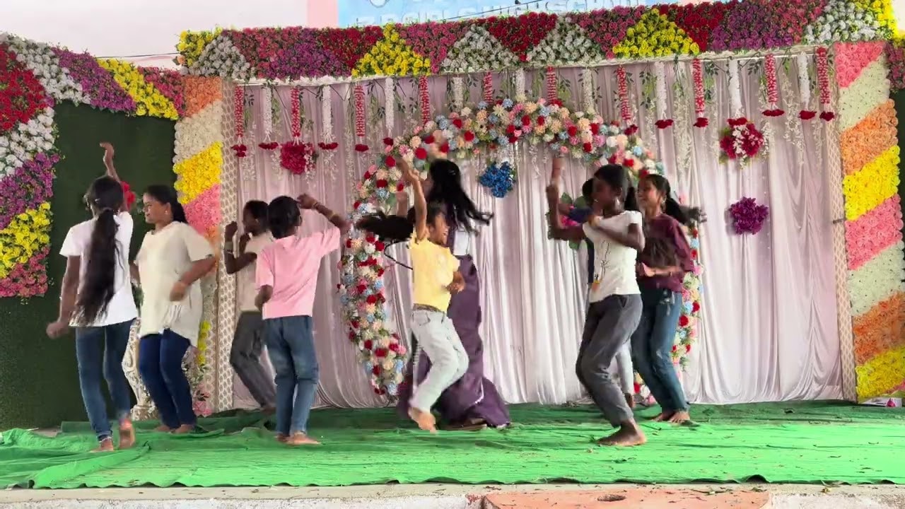 Sitaare zameen per#farewell 2026#zphsgirlspentlavelli#nagarkurnool 