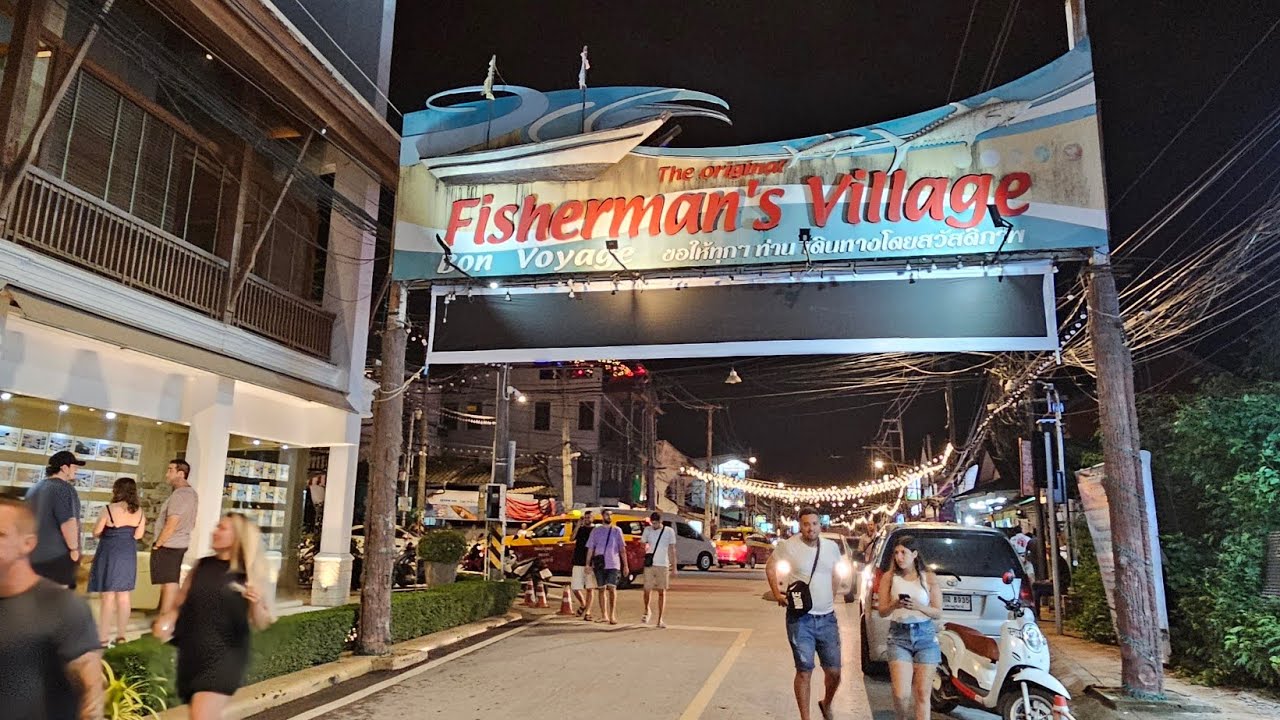 Fisherman's Village on a Friday night! I have Never seen it so busy for years! Koh Samui. Thailand