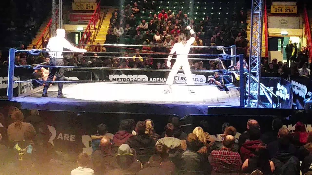 aj styles vs john morrison 13/1/16 newcastle