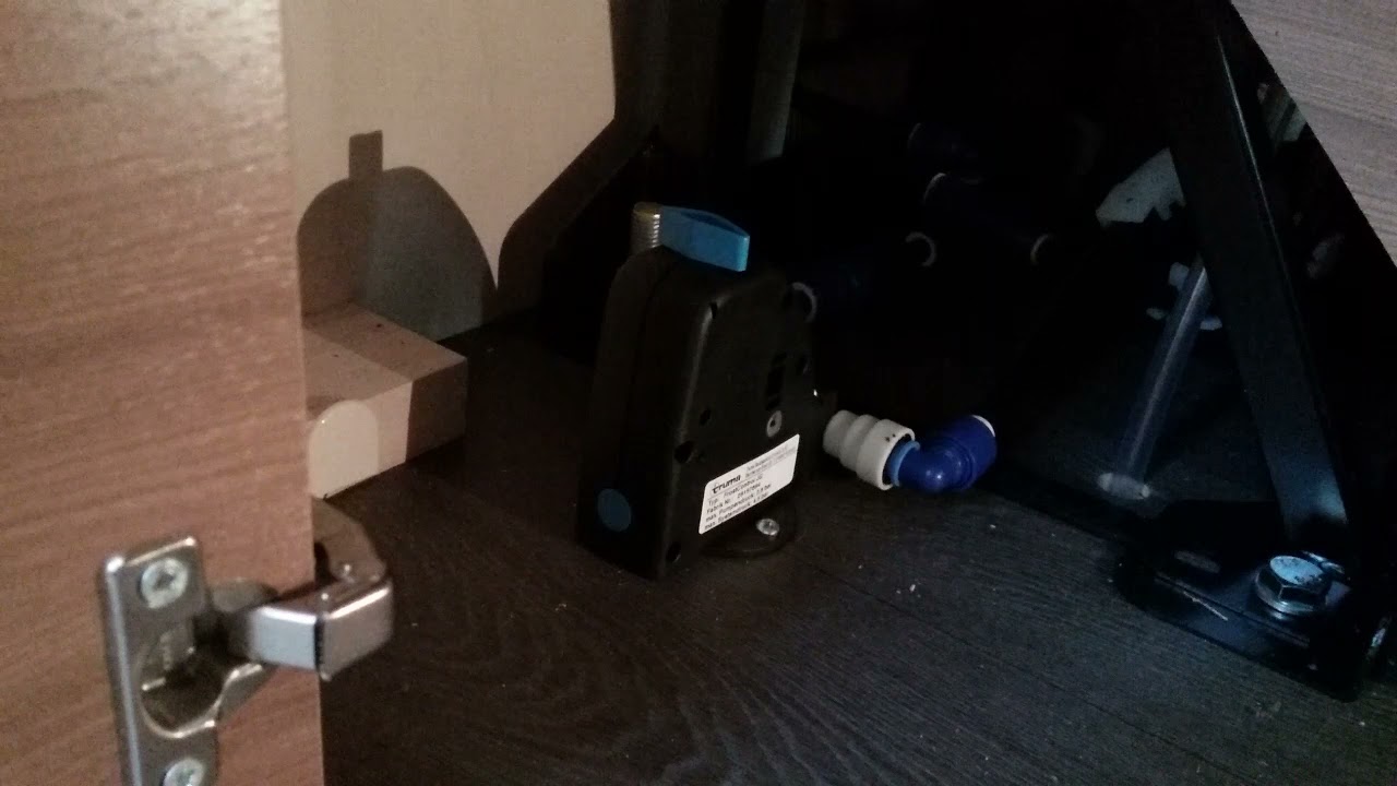 39585 Adria Matrix 670 Plus internal water drain down