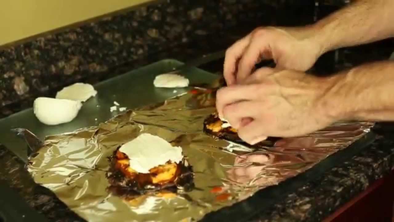 Lunch/Dinner Options: Pesto Portobello Pizzas