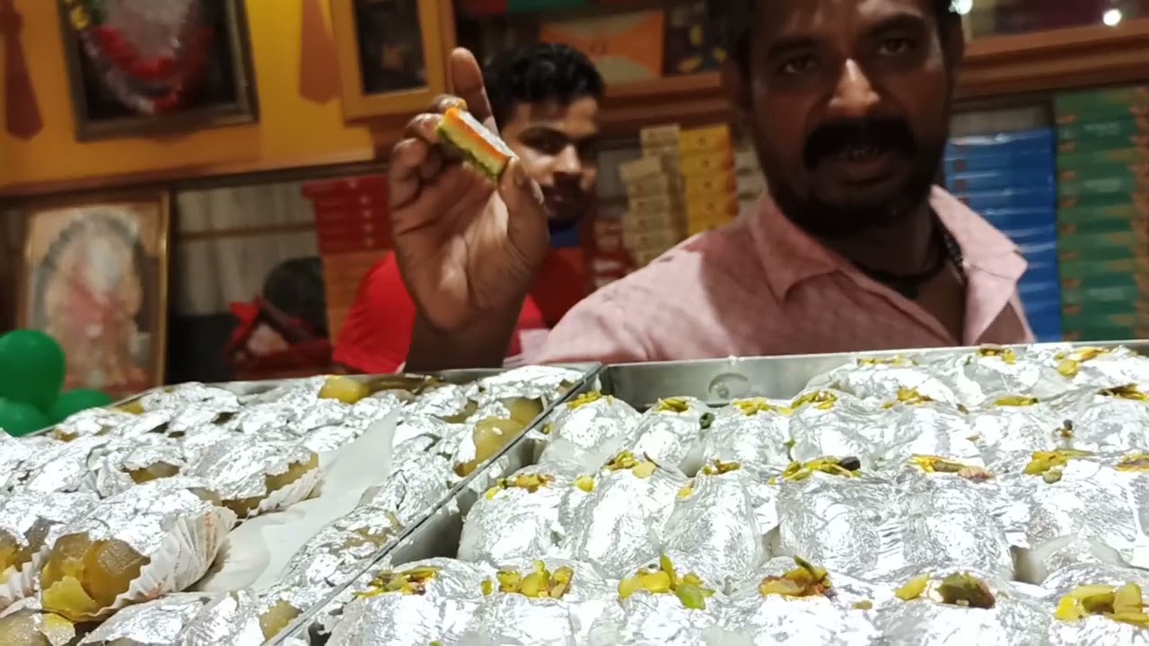 Favourite Sweets of Celebrites.....  . Shree Raj Bandhu Sweet Varanasi..   #Foodie4Travel