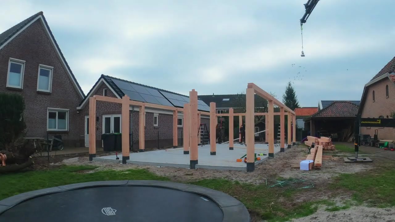 Timelapse Douglas houten constructie | Tuinhuis Fabriek