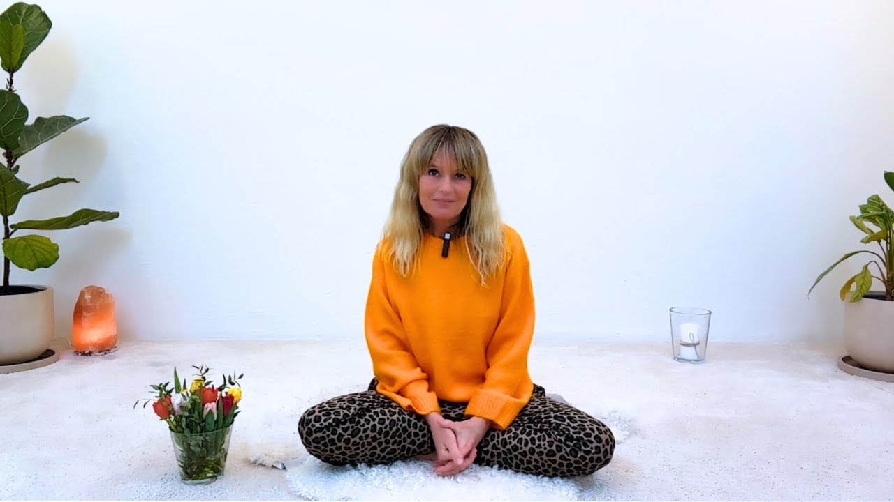 Andningsövning för Balans med Affirmationer | Sensing Yoga