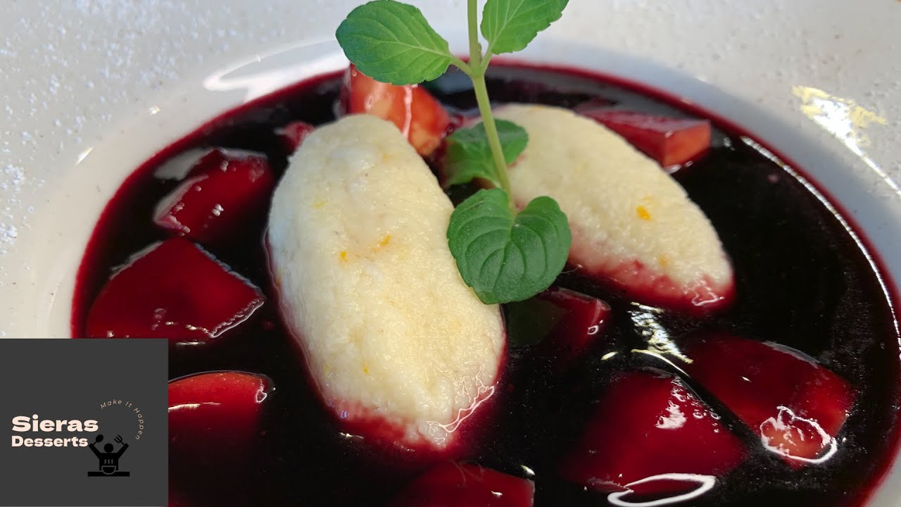 Fliederbeersuppe mit Grießklößchen Rezept von Sieras Desserts