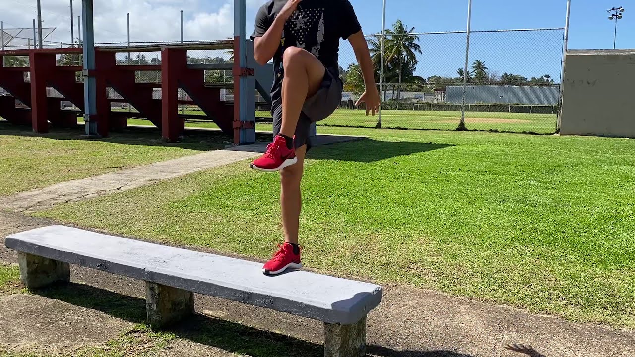 Ejercicios para piernas con banco al aire libre/How to do leg exercises with an outdoor bench /
