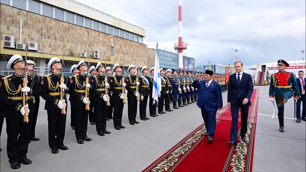 Presiden Prabowo Tiba di St. Petersburg, Rusia, 18 Juni 2025