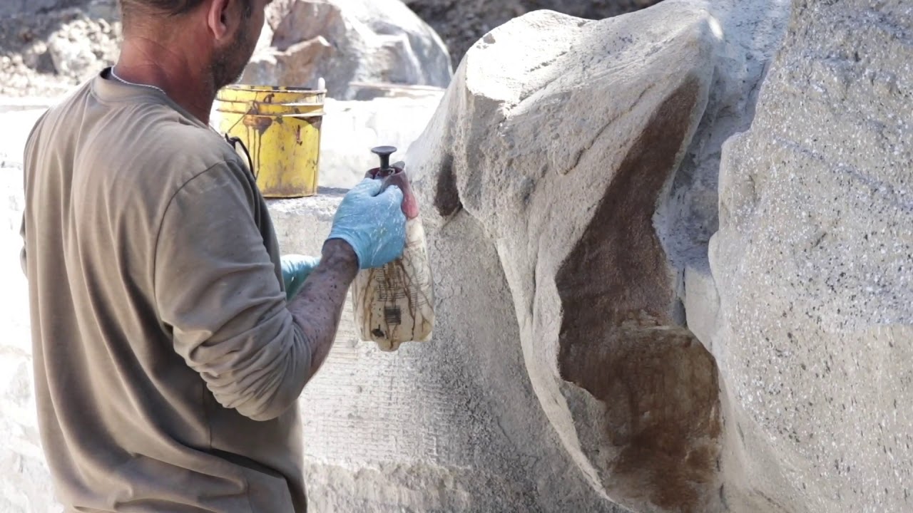 Carving and paint rockwork tutorial.