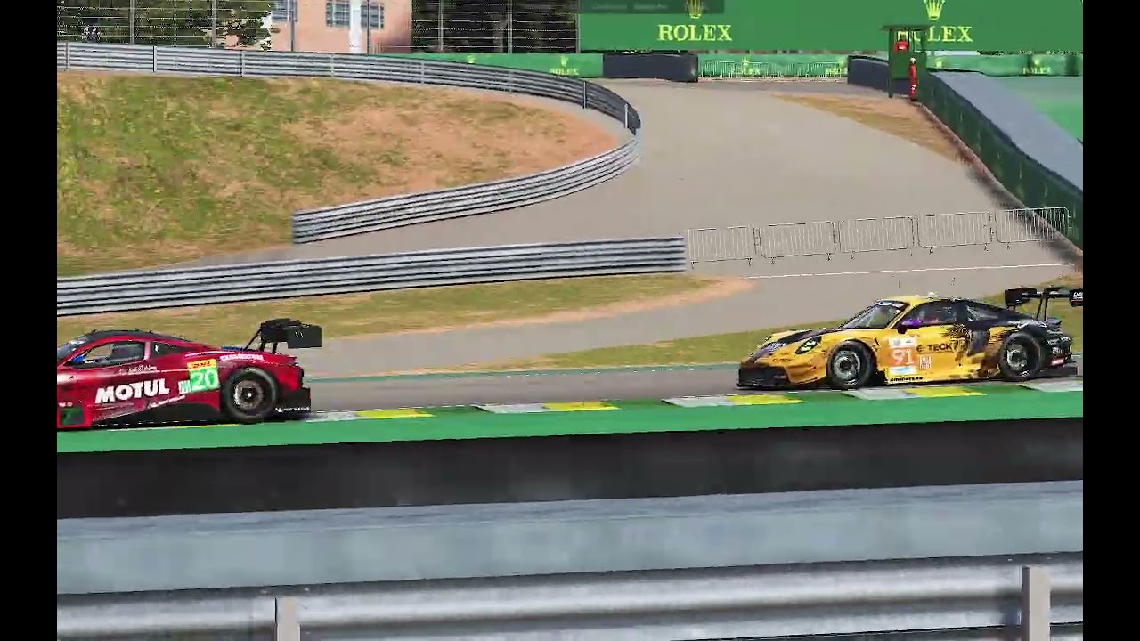 mclaren 4h race
