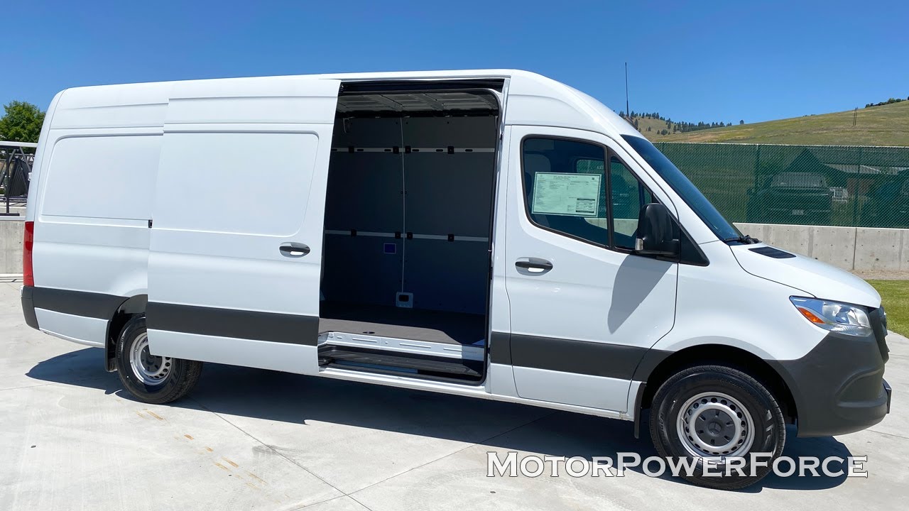 Mercedes 2500 Sprinter 3.0L V6 Turbo Diesel Cargo Van