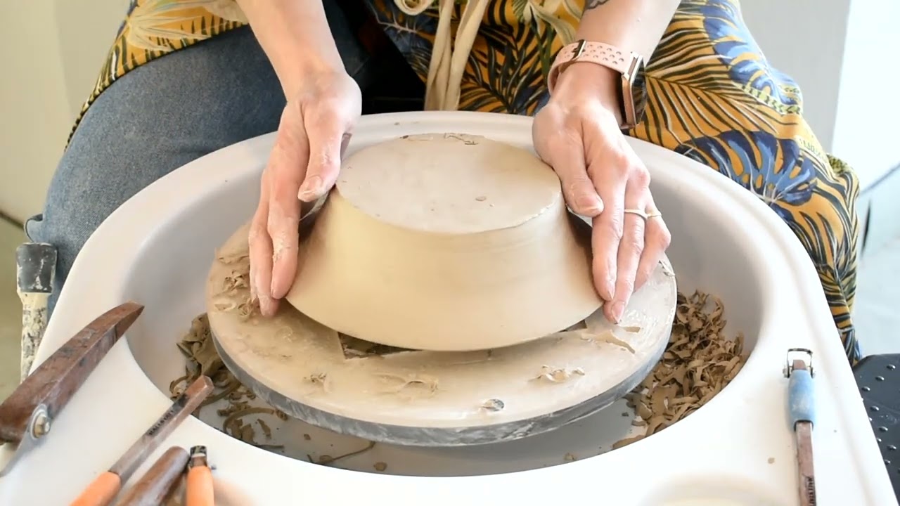 Retorneado de Plato Alfarero - Cerámica en Casa